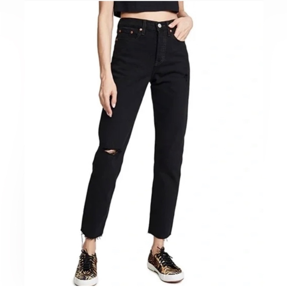 LEVI'S Premium Wedgie Icon Fit Straight Leg Jeans in Black